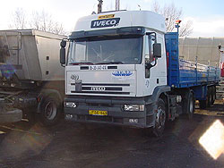 IVECO-4x2.jpg IVECO-4x2.jpg